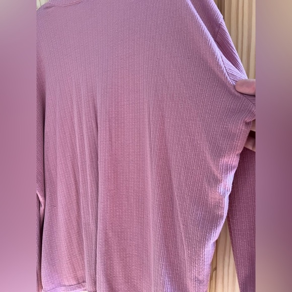 Torrid Rose Taupe Lace Up Neckline Long Sleeve Size 2 - Picture 8 of 9